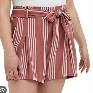 Torrid Striped Paper Bag High Waist Belt Shorts Plus Size 18 Preppy Vacation